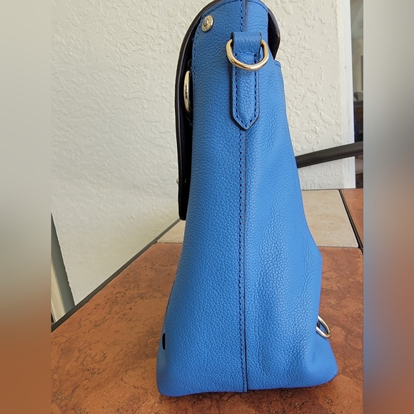 Henri Bendel Convertable Backpack In Pebble Grain Perriwinkle Leather/Navy Suede - Picture 15 of 16